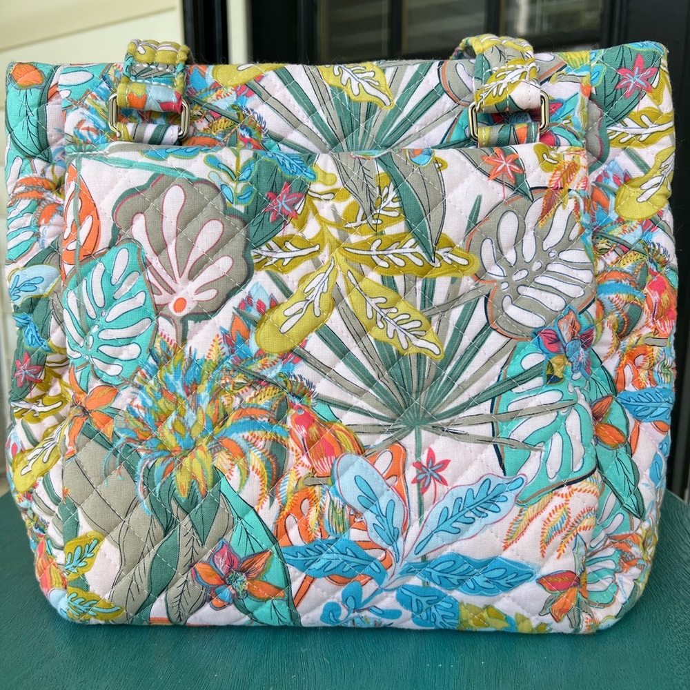 Vera Bradley Multi Compartment Shoulder bag in Rainforest Canopy